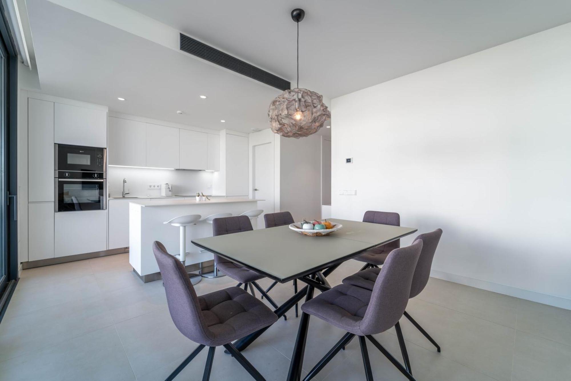 Higueron West By Gms *