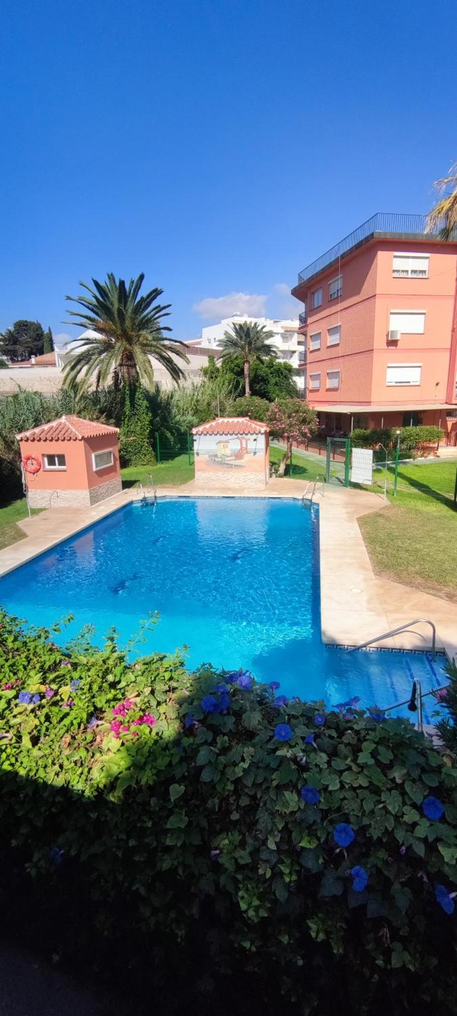 Relajate Cerca Del Mar, Con Vistas A Termas Romanas