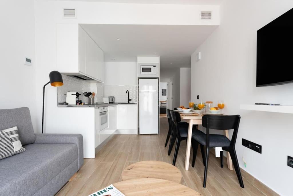Apartamento Ct 326 - Faro's Center - Close To & Amenities *