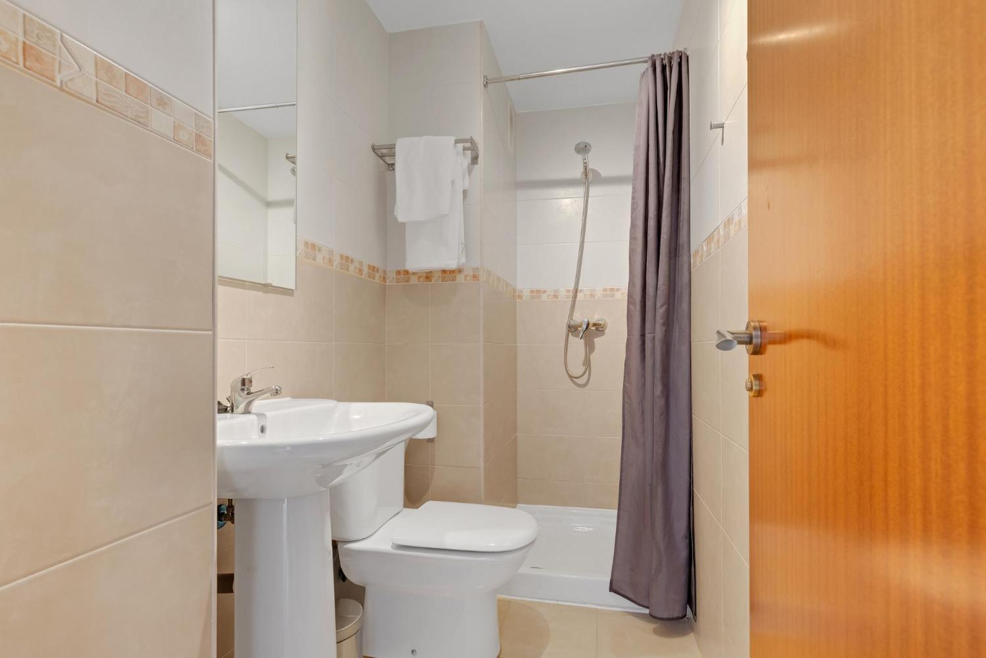 Apartment Modern With Pool In Spain Fuengirola