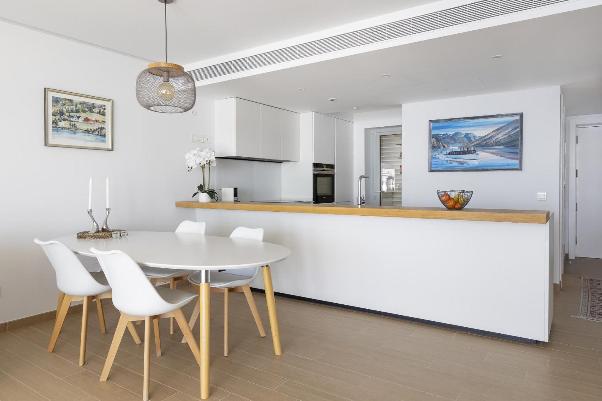 Stunning Seaside In Carvajal Apartment *