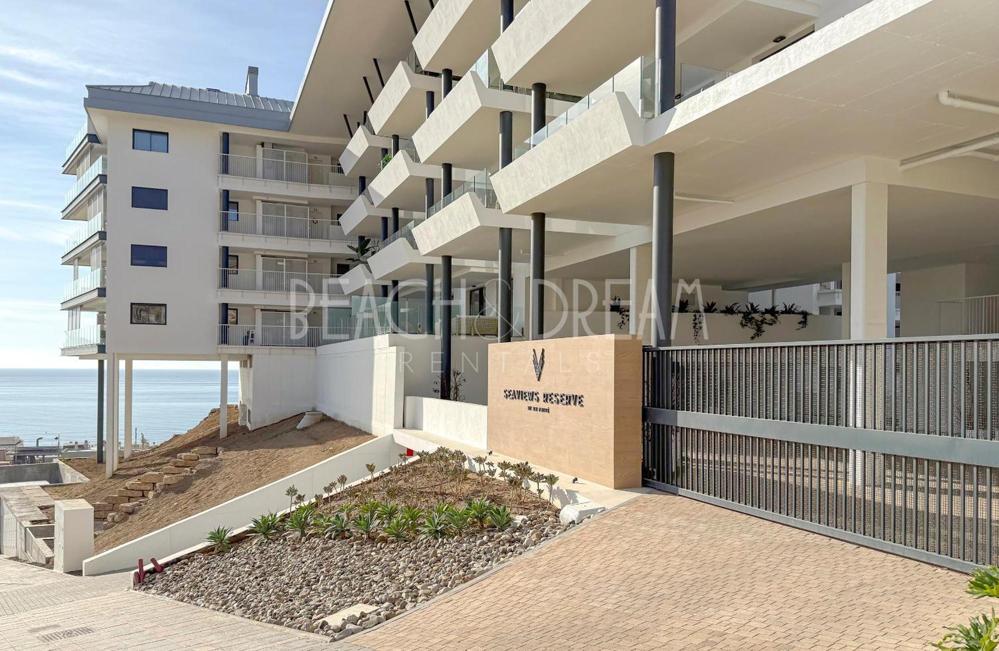 Lovely With Incredible Views - Fantastic