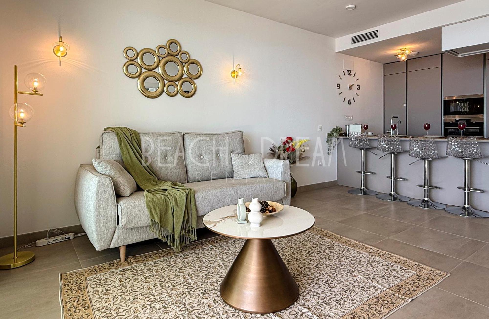 Lovely With Incredible Views - Fantastic