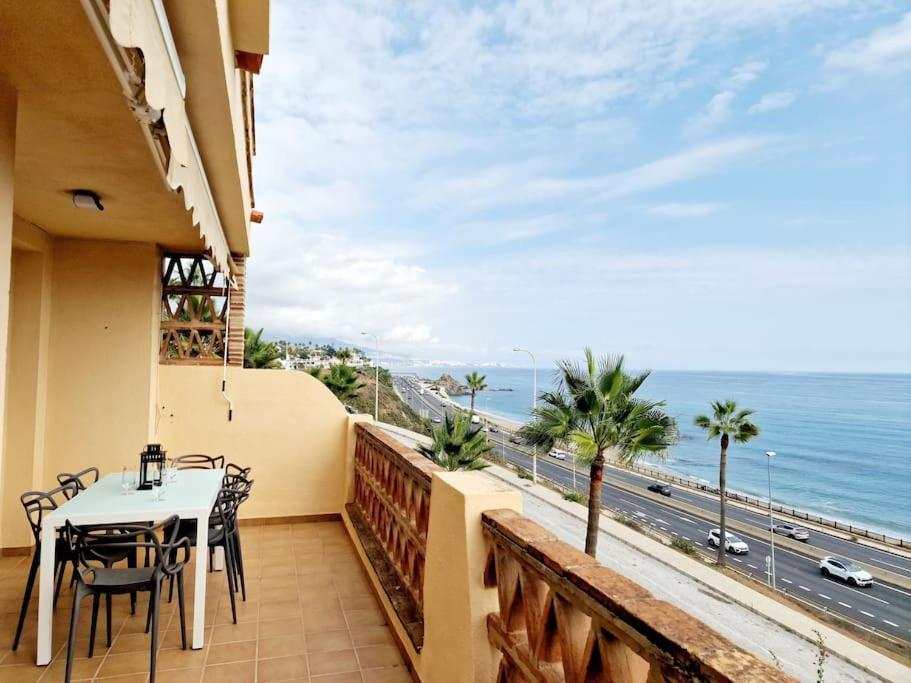 Sky & Blue Horizon Fuengirola