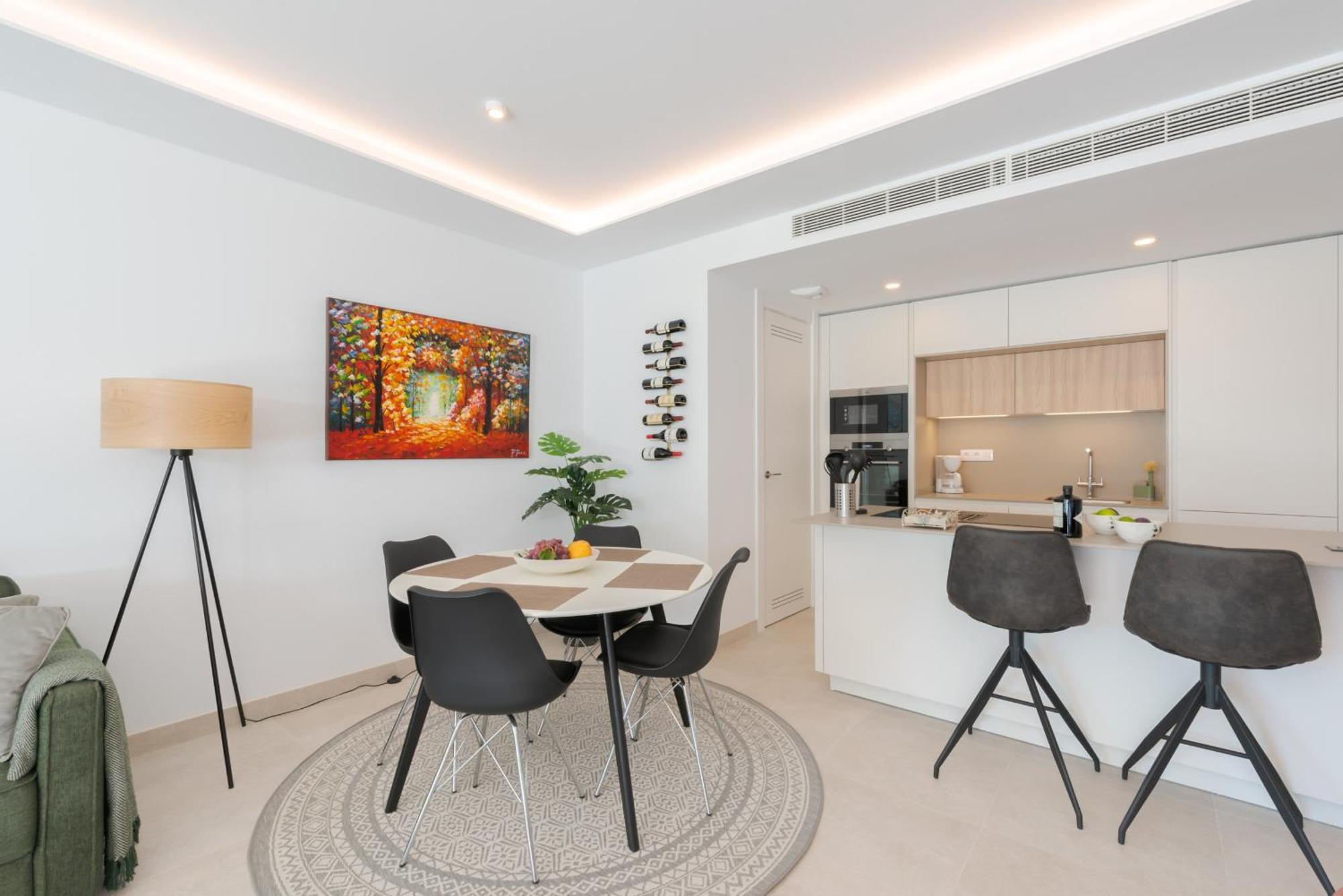 Apartment Jade Tower - 2-bedroom Coastal Luxury In