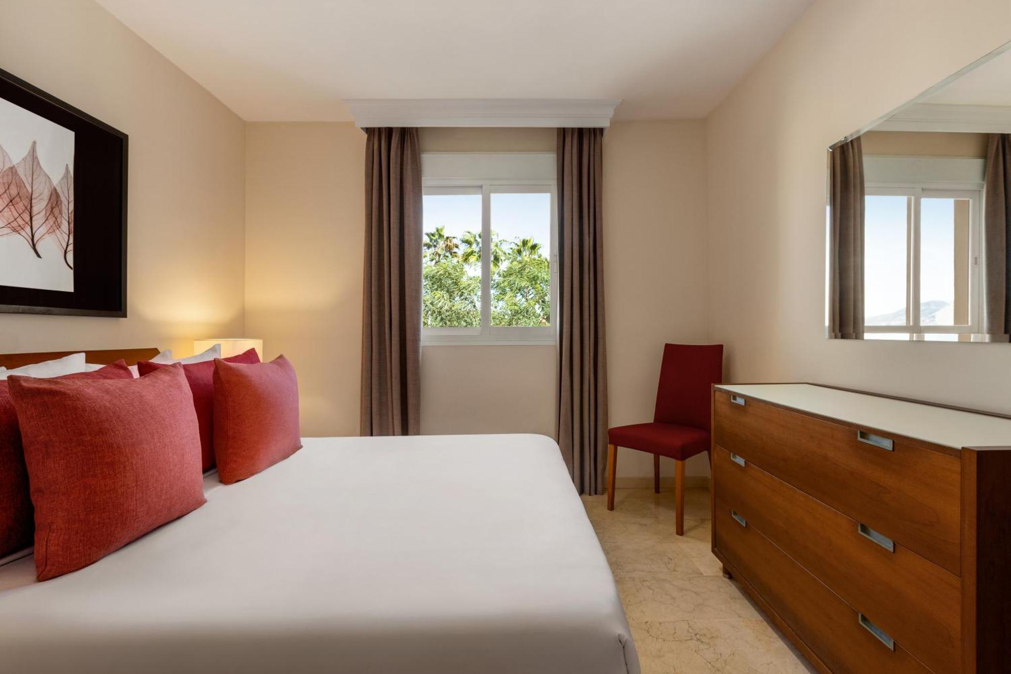 Aparthotel Ramada & By Wyndham Costa Del Sol Fuengirola