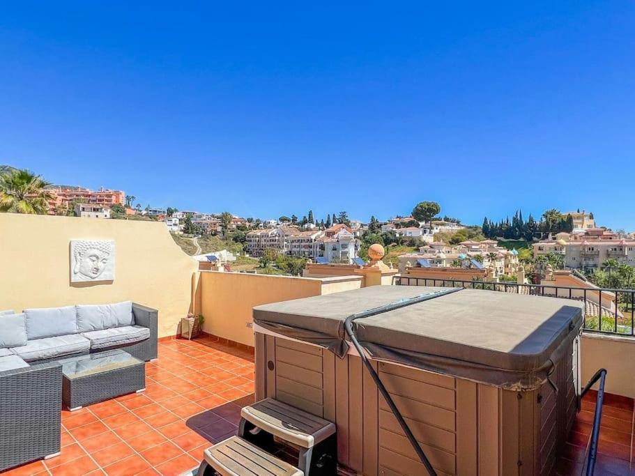 Holiday home Flores 3 *