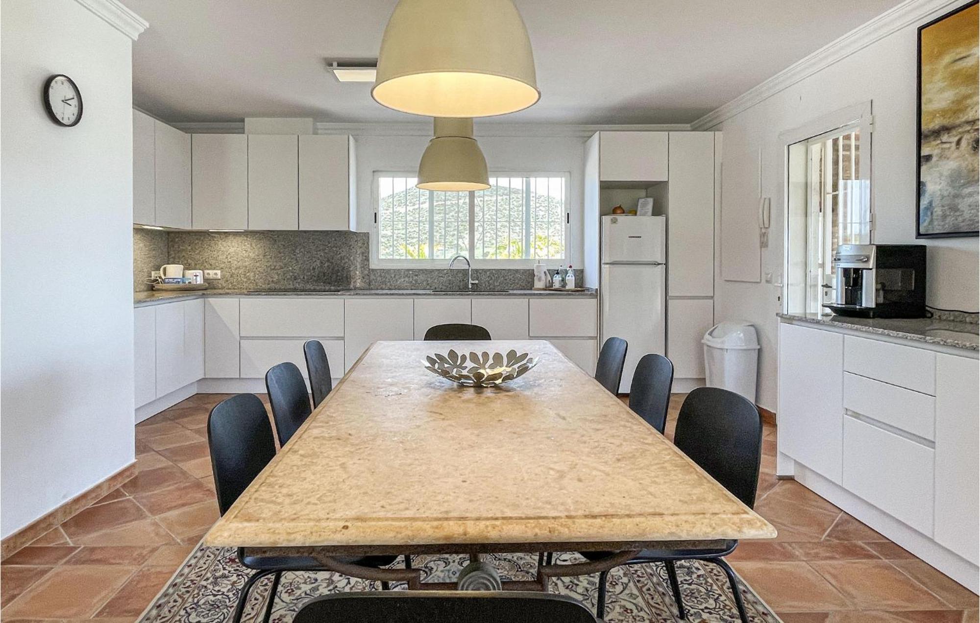 6 Bedroom Stunning In Lagunas De Mijas Сasa de vacaciones *