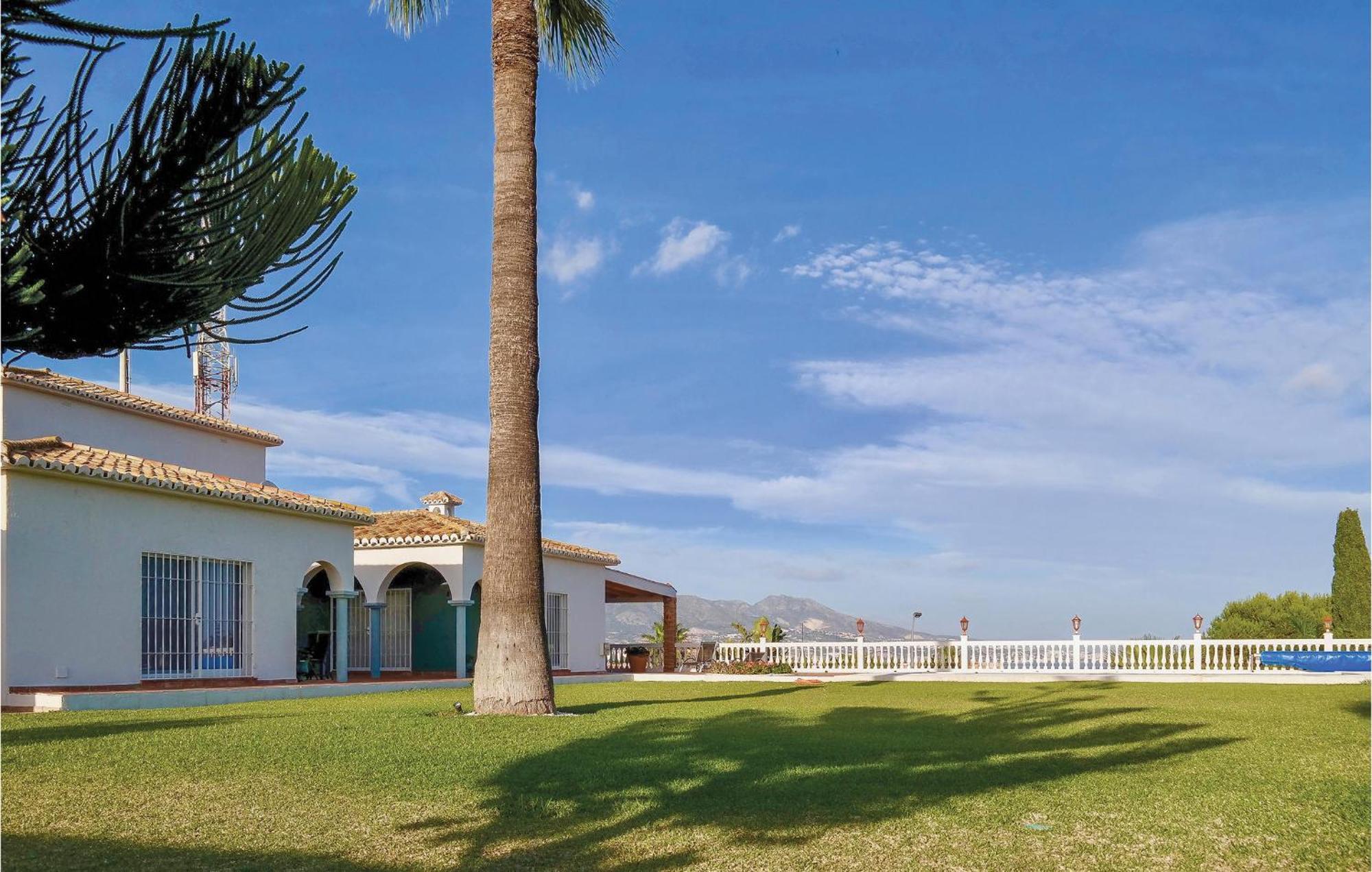 6 Bedroom Stunning In Lagunas De Mijas * Fuengirola