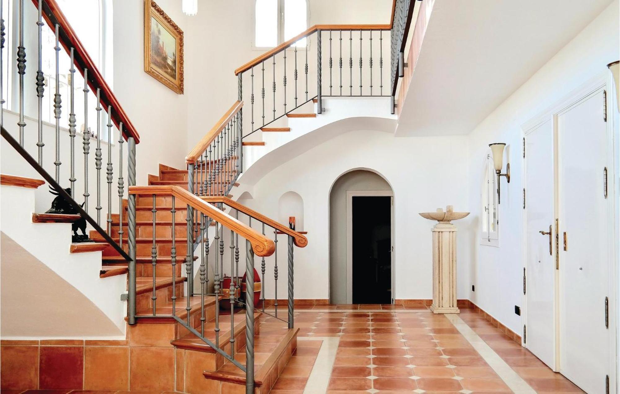 6 Bedroom Stunning In Lagunas De Mijas Сasa de vacaciones *