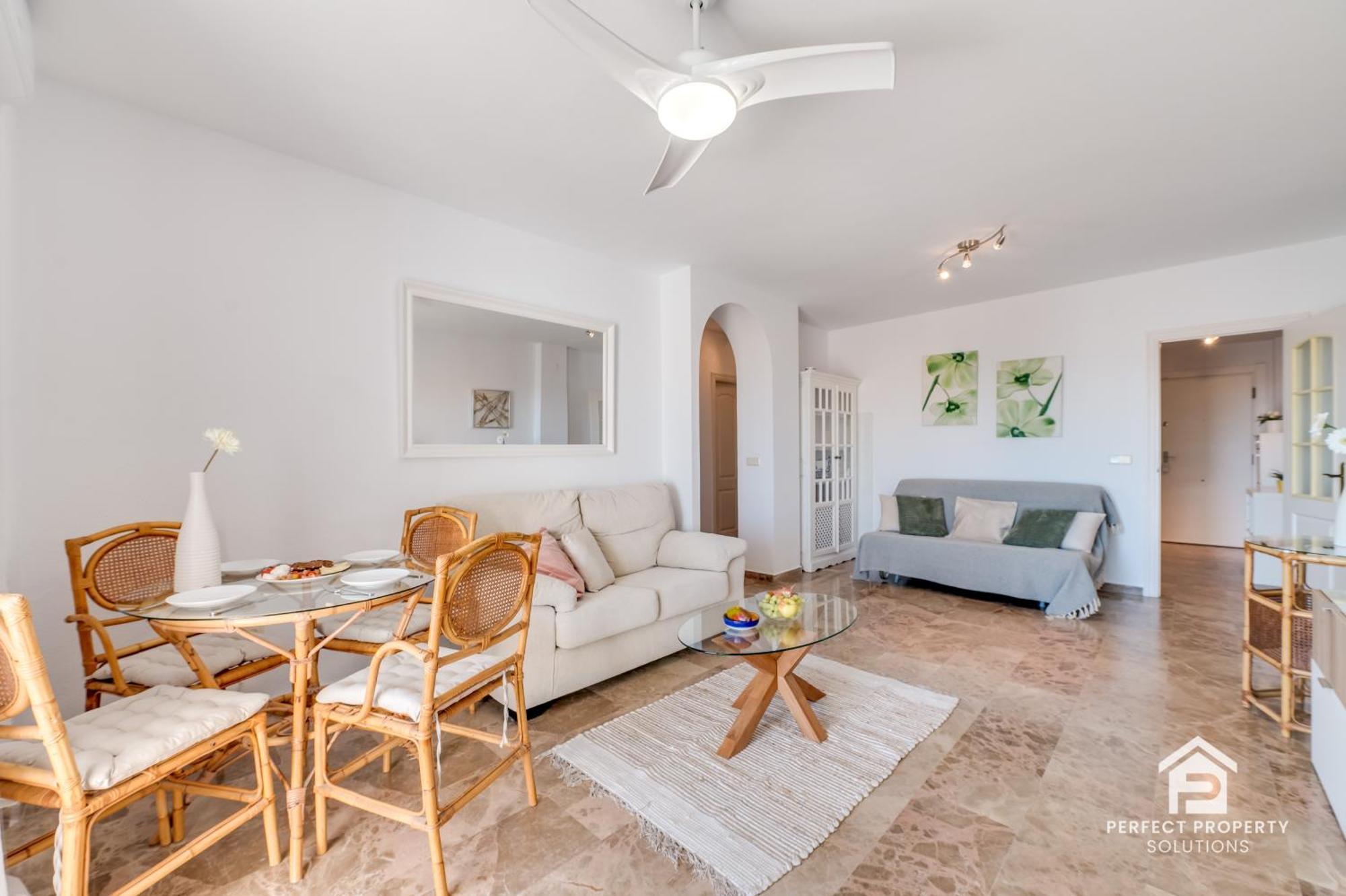 Cozy 2br With Sea View, Pools, Parking By Castillo