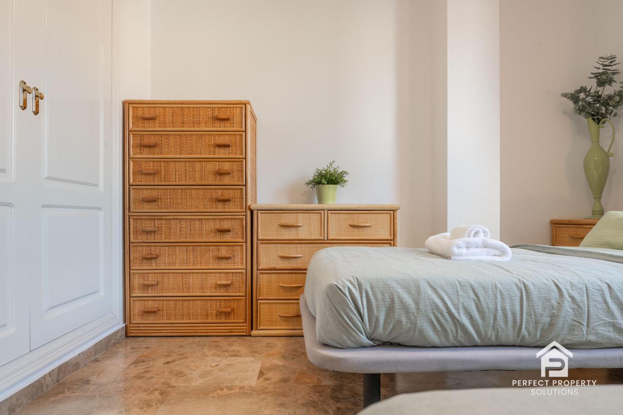 Cozy 2br With Sea View, Pools, Parking By Castillo Apartment Fuengirola