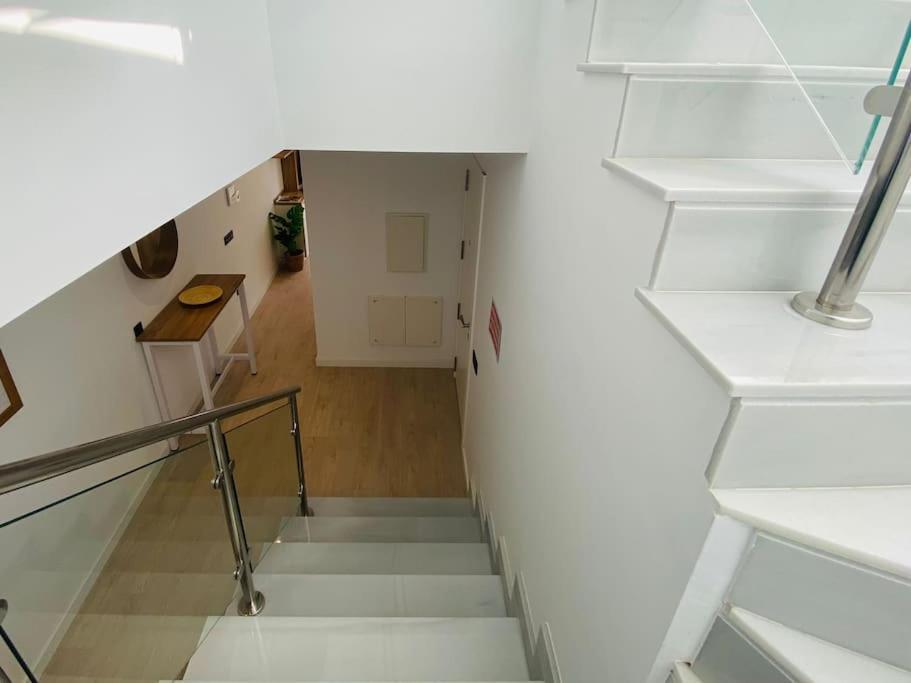 Apartamento Atico Con Gran Terraza En El Centro A 50 Metros De La Playa Fuengirola