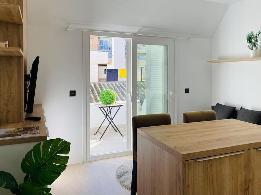 Atico Con Gran Terraza En El Centro A 50 Metros De La Playa Apartamento Fuengirola