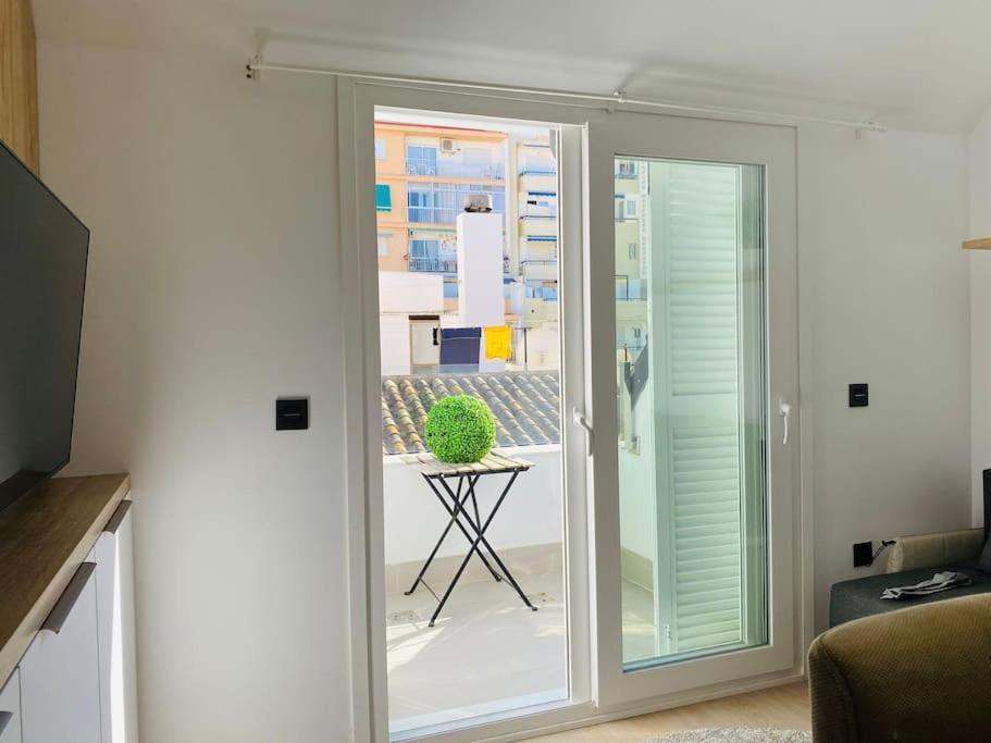 Atico Con Gran Terraza En El Centro A 50 Metros De La Playa Apartamento Fuengirola