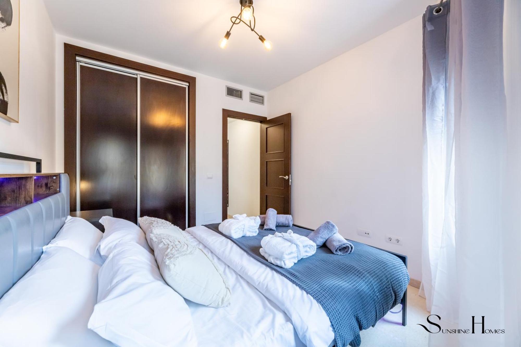 Luxury Townhouse With Rooftop Sauna & Jacuzzi Holiday home