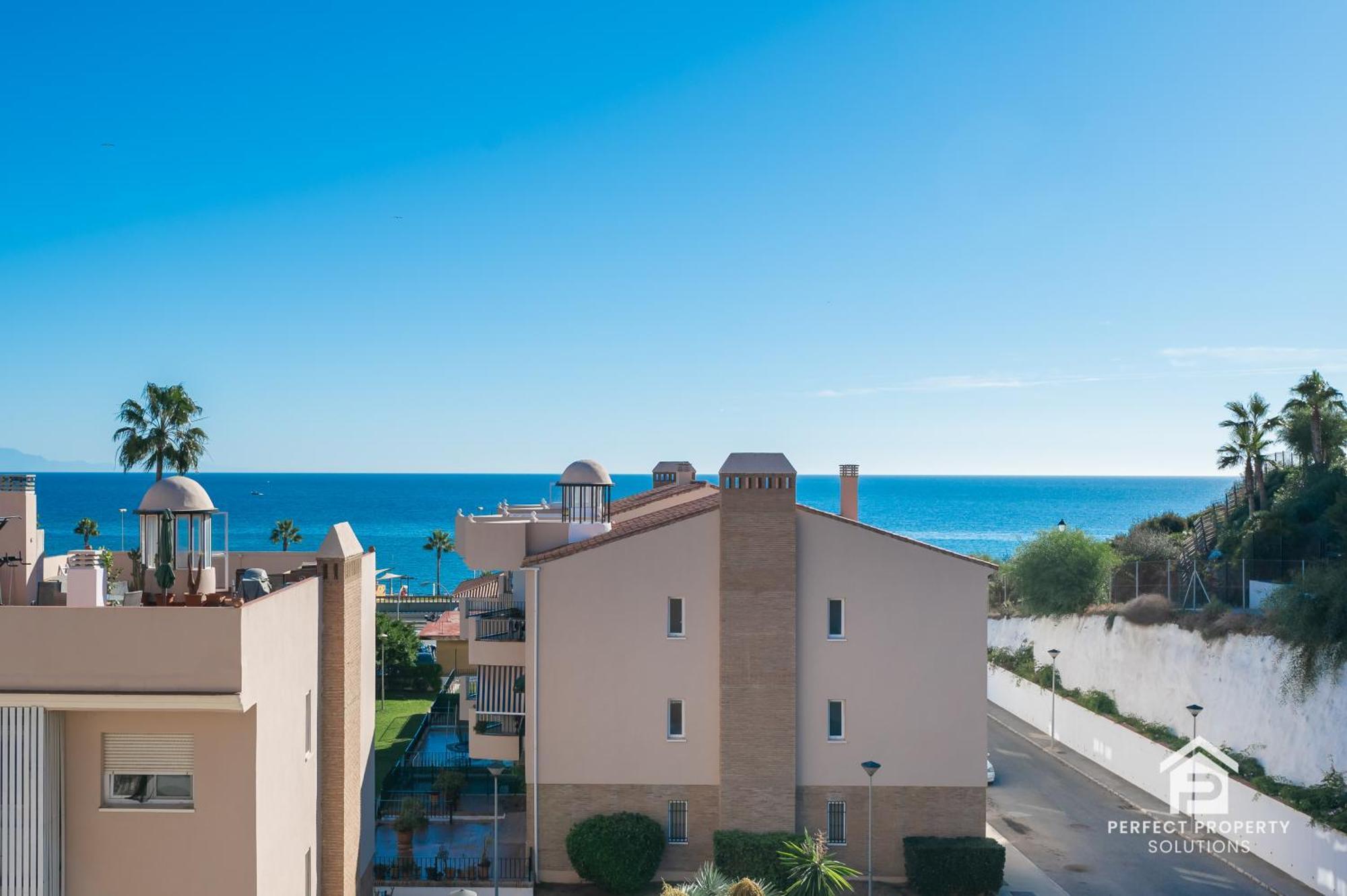 Cozy 2br With Sea View, Pools, Parking By Castillo Apartment *