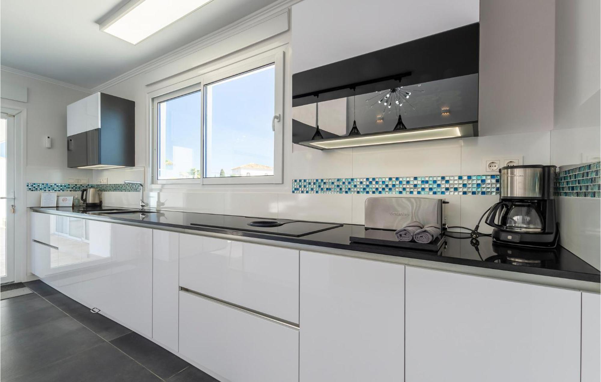 7 Bedroom Beautiful In Lagunas De Mijas *