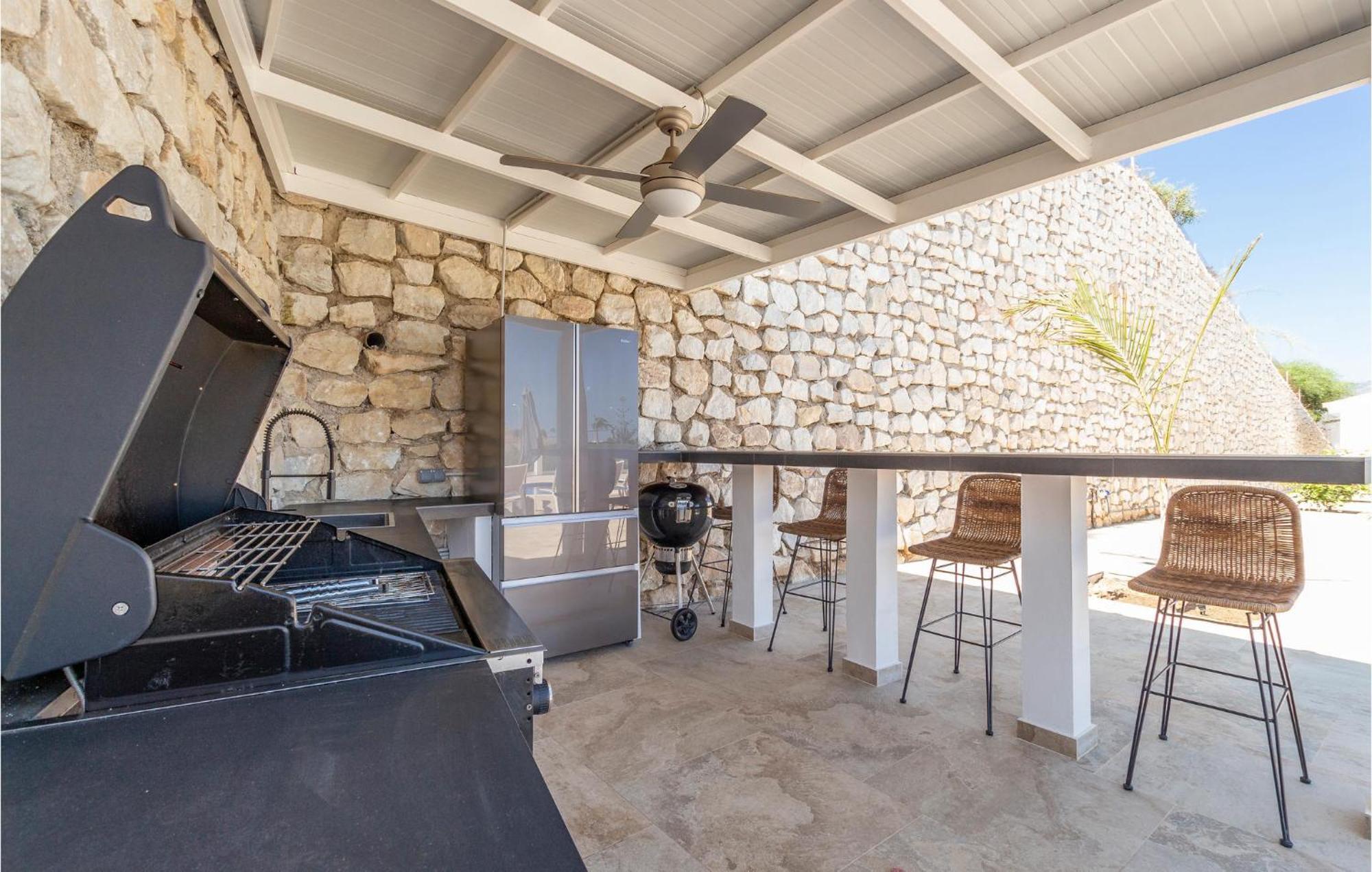 7 Bedroom Beautiful In Lagunas De Mijas