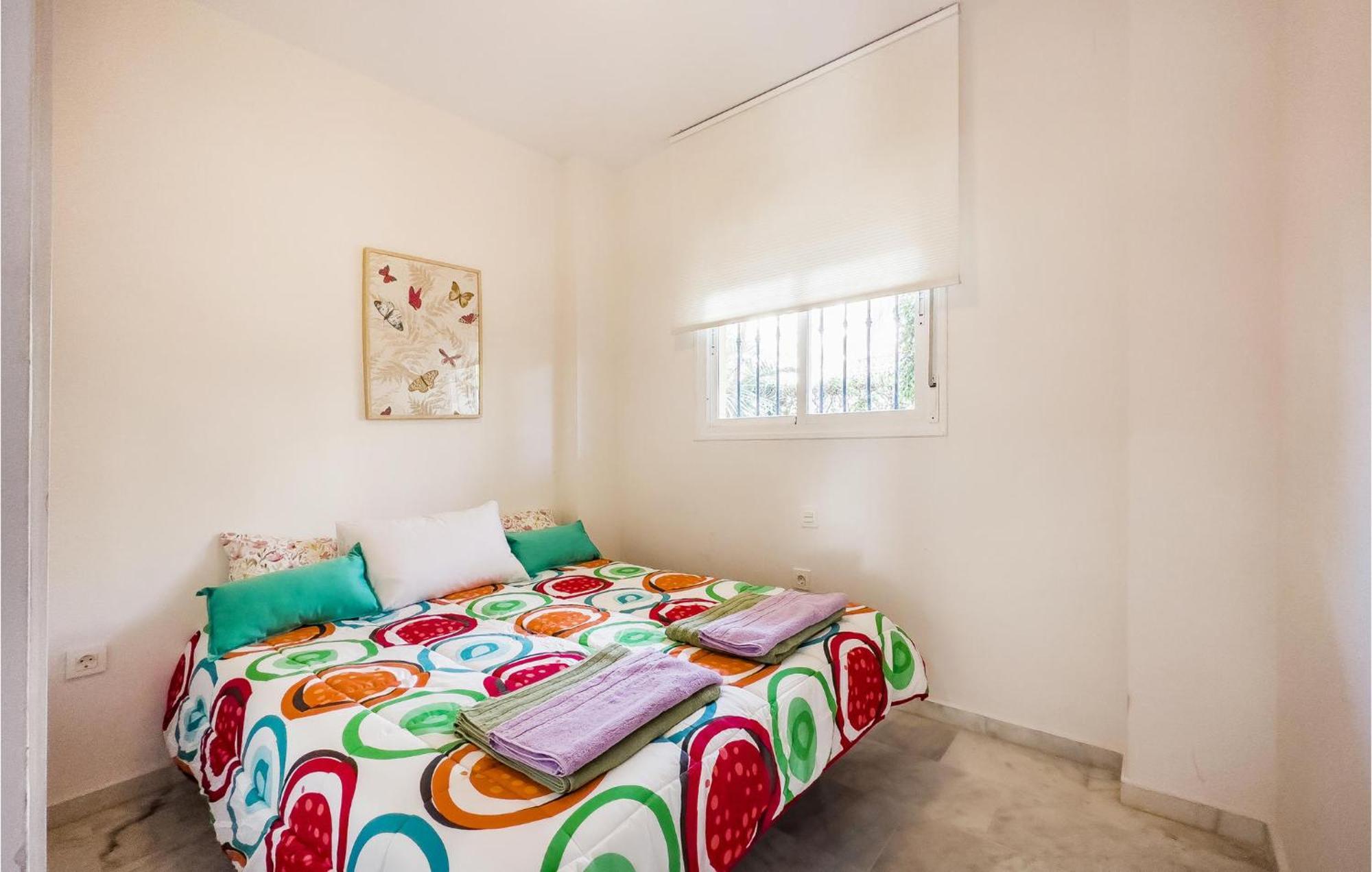Apartamento Gorgeous In With Wifi