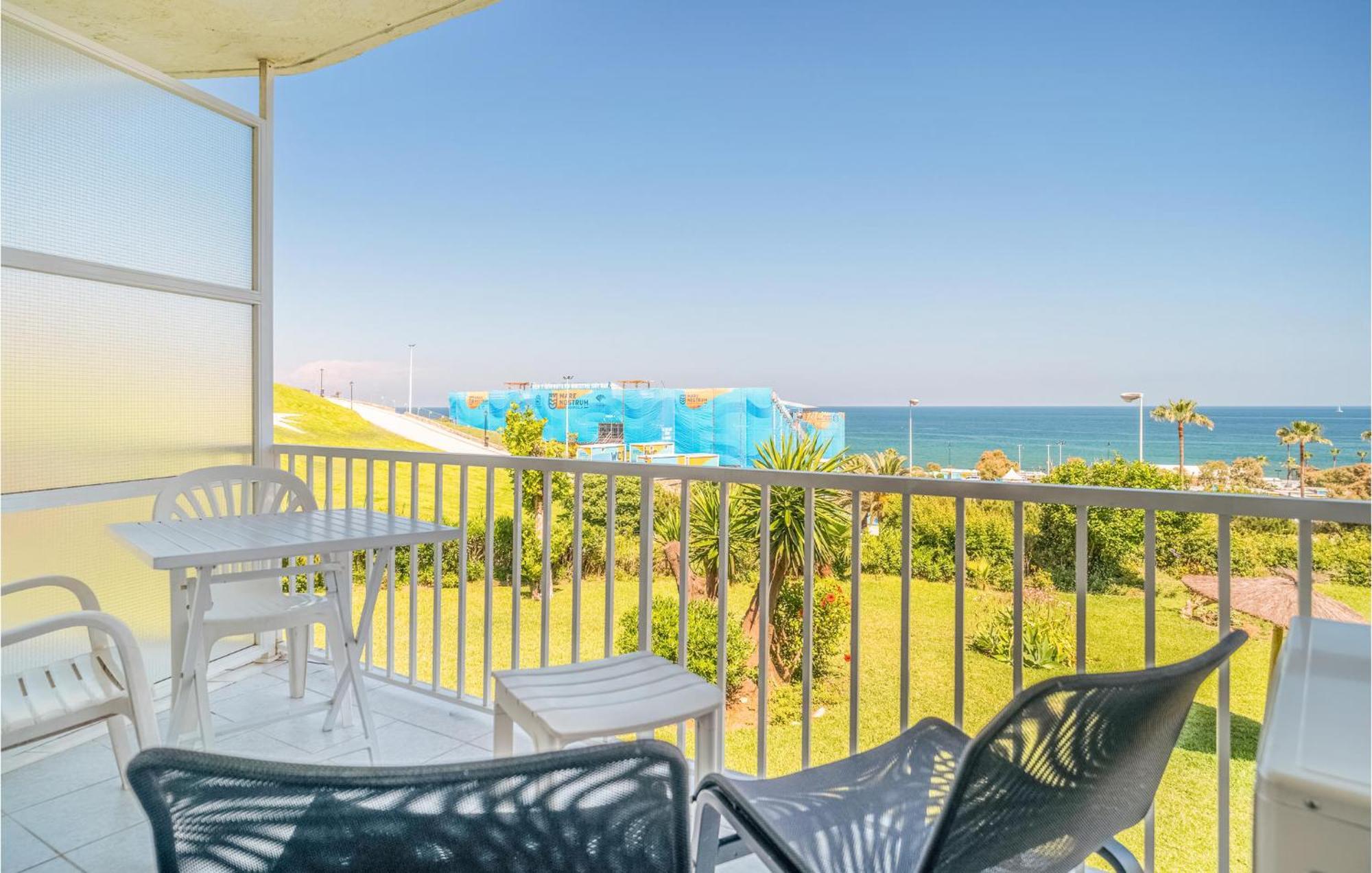 Apartamento 2 Bedroom Nice In Fuengirola