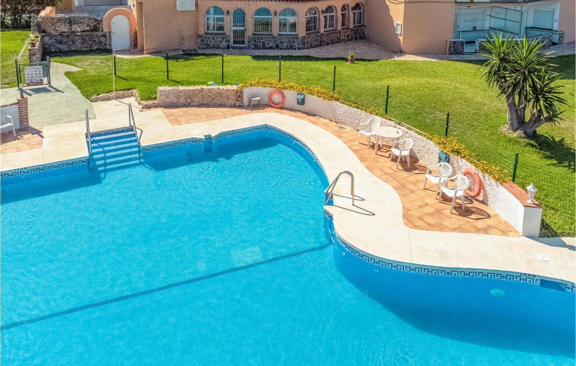2 Bedroom Nice In Apartamento *