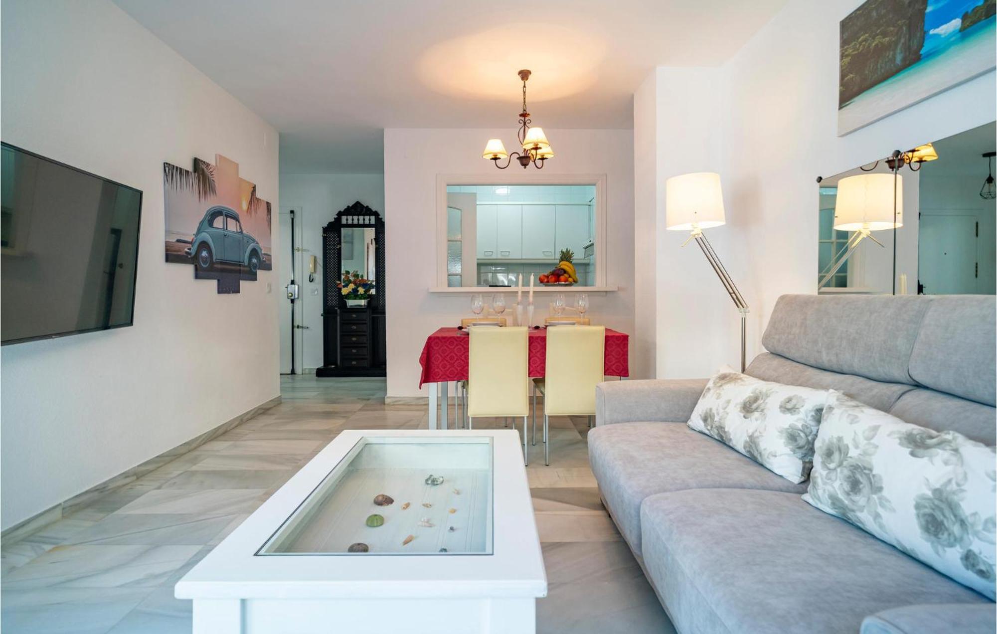 Apartment Gorgeous In With Kitchen Fuengirola