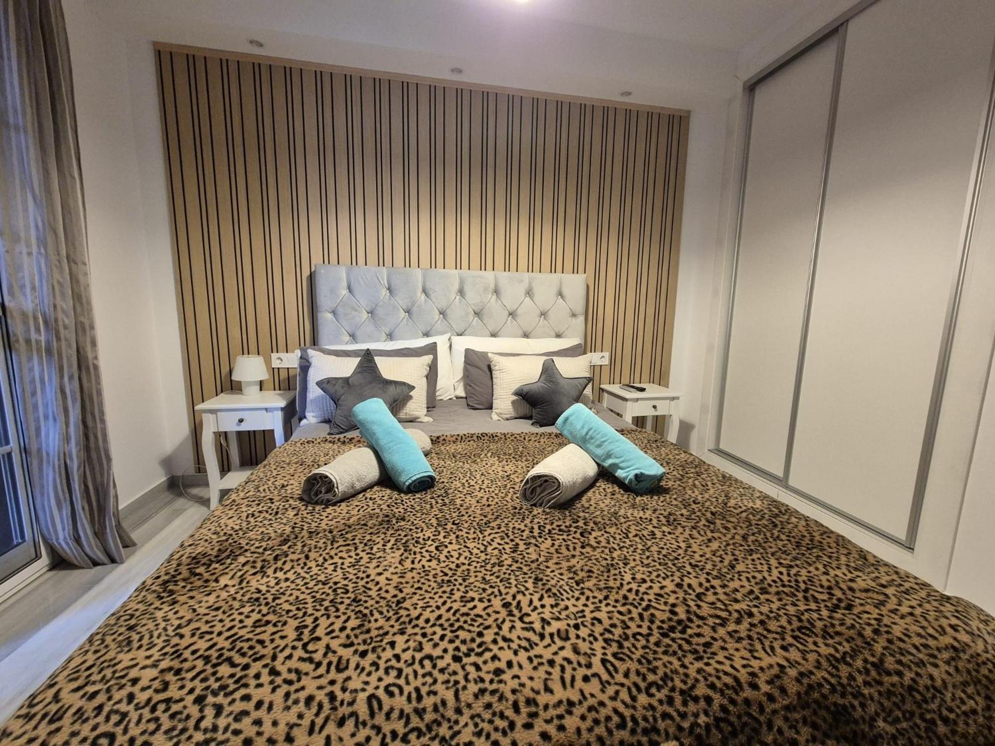 Luxurious Three Bedroom Duplex Close To