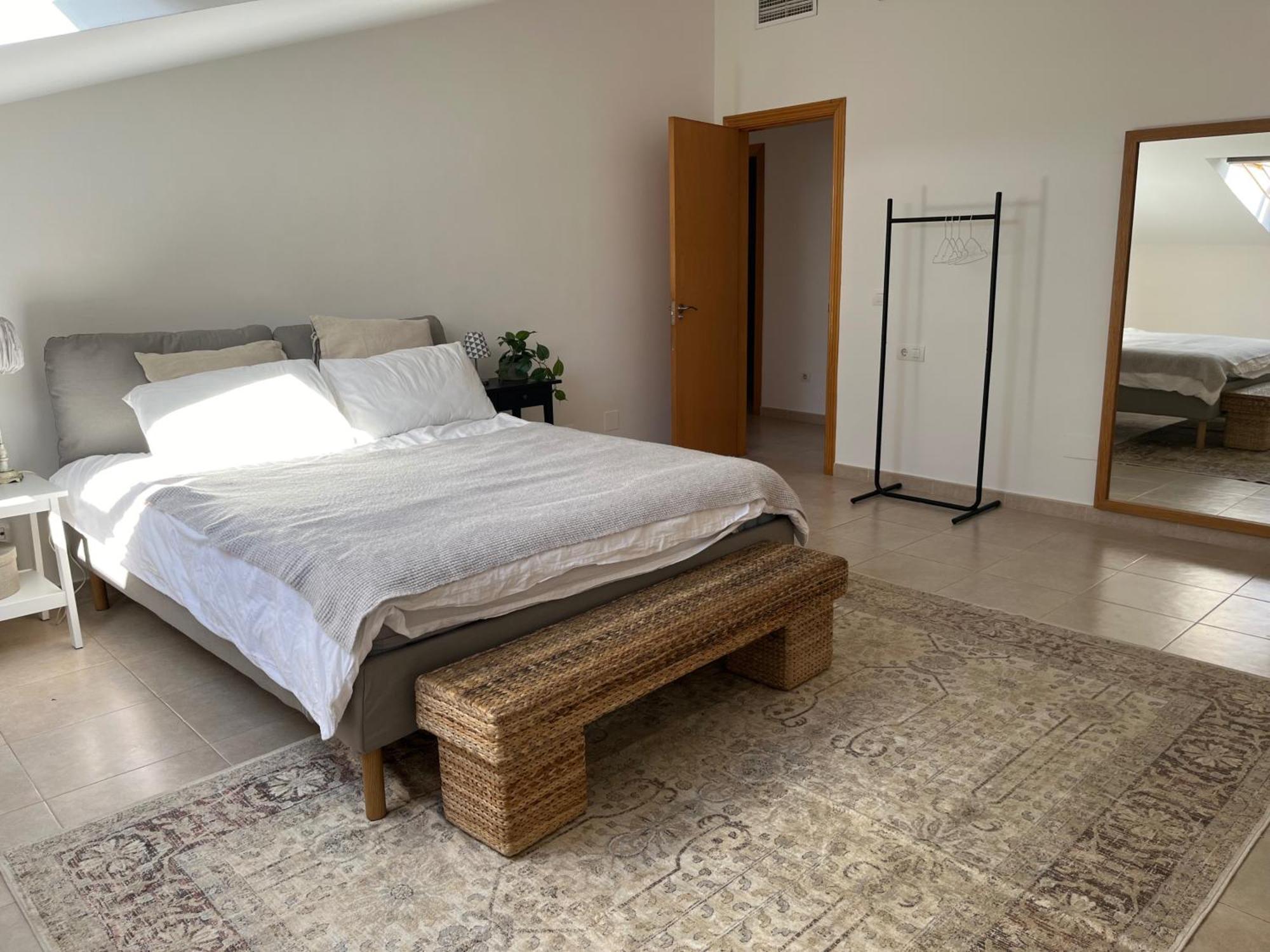 Spacious With 3 Bedrooms *