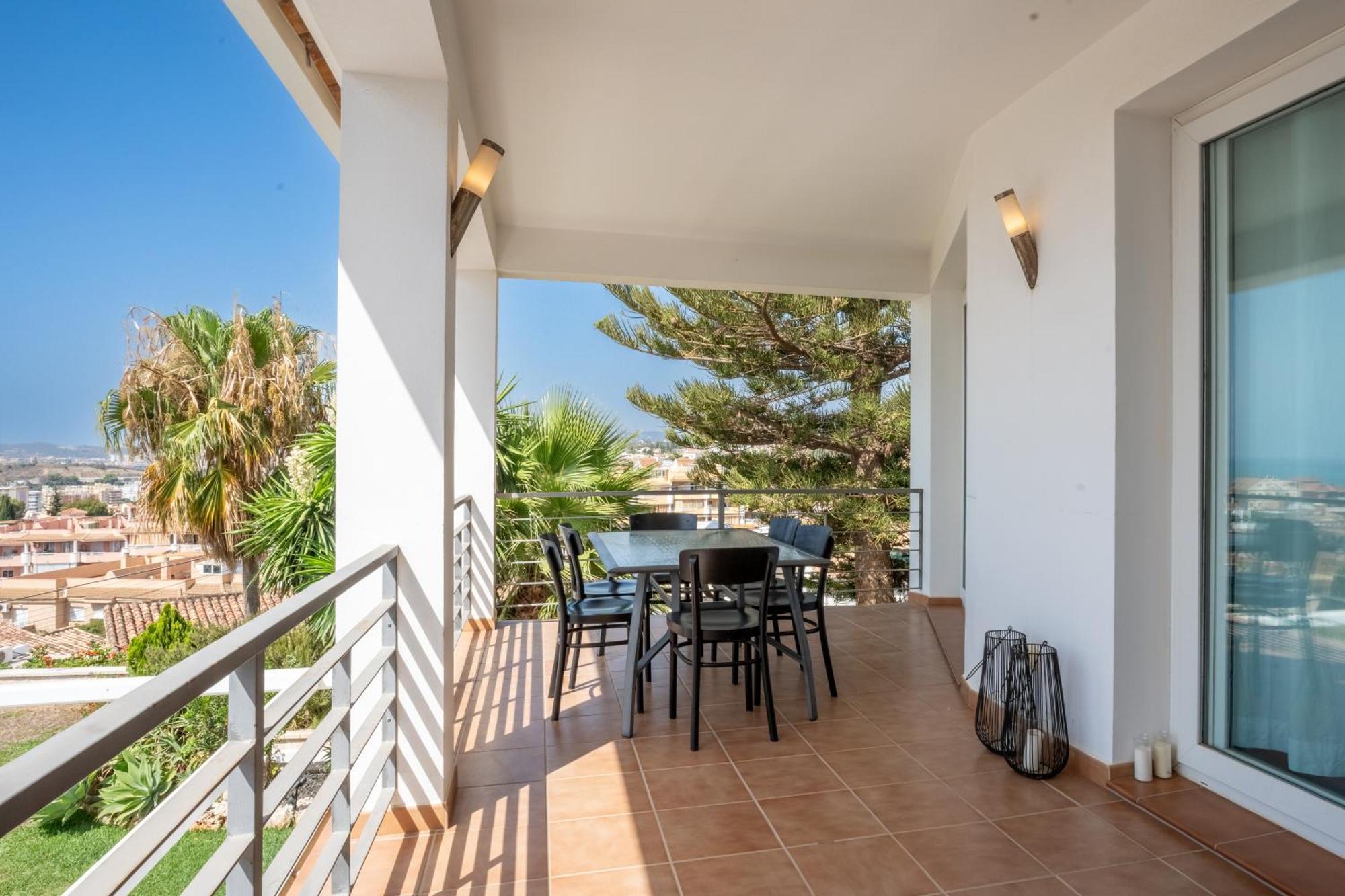 Villa Spacious 3br With Pool And Sea Views - Hosted By Lapponia