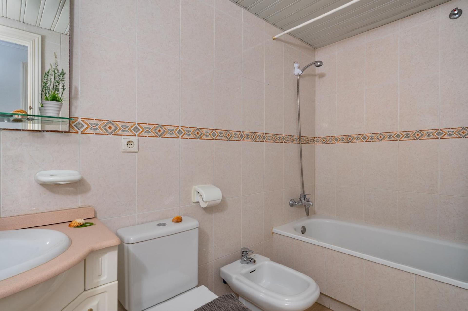 3 Bedroom, Sea Front & Sea View, Plunge Pool Appartement *