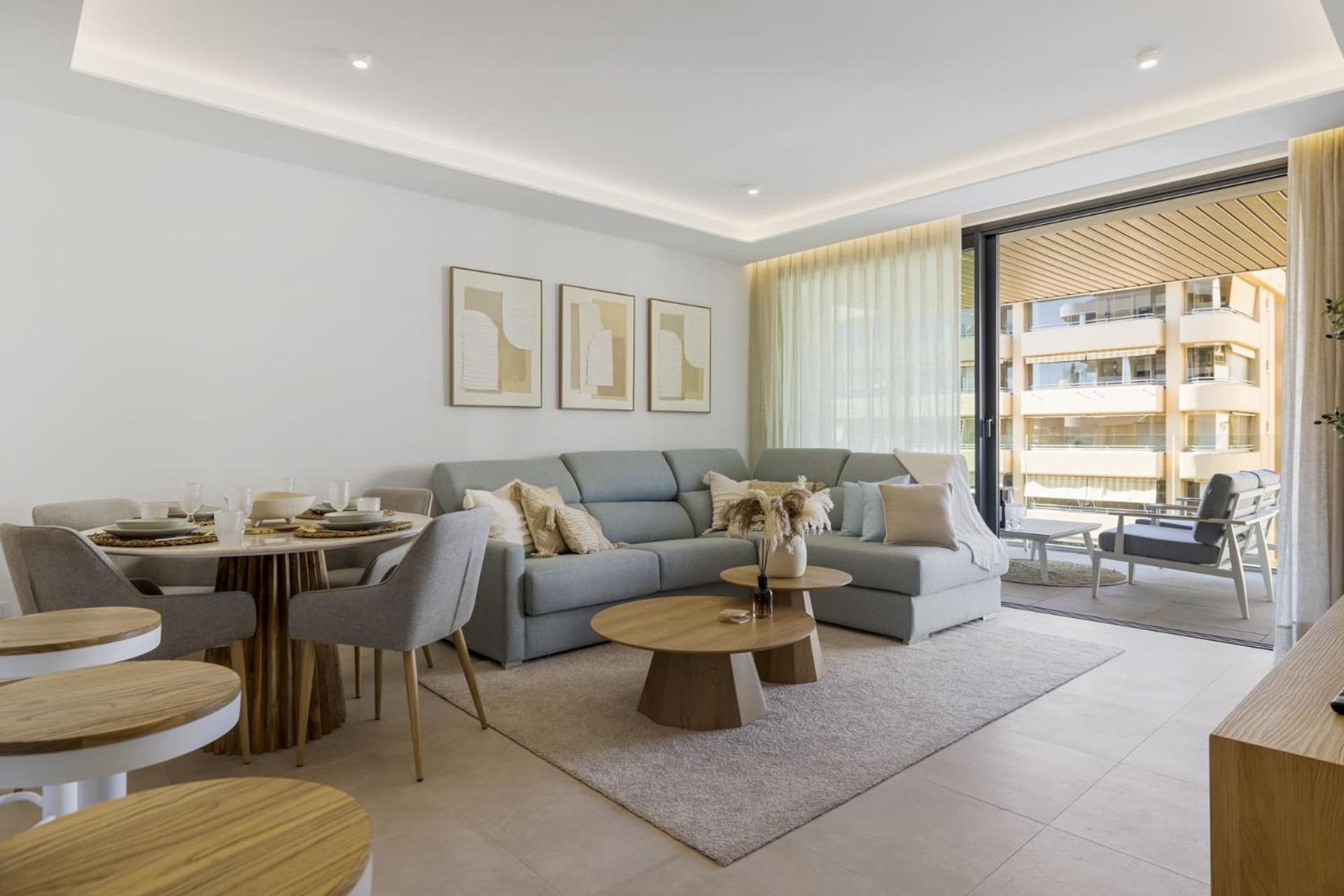 Vivi Homes - Serena Pool, Cinema, Gym & Apartment *