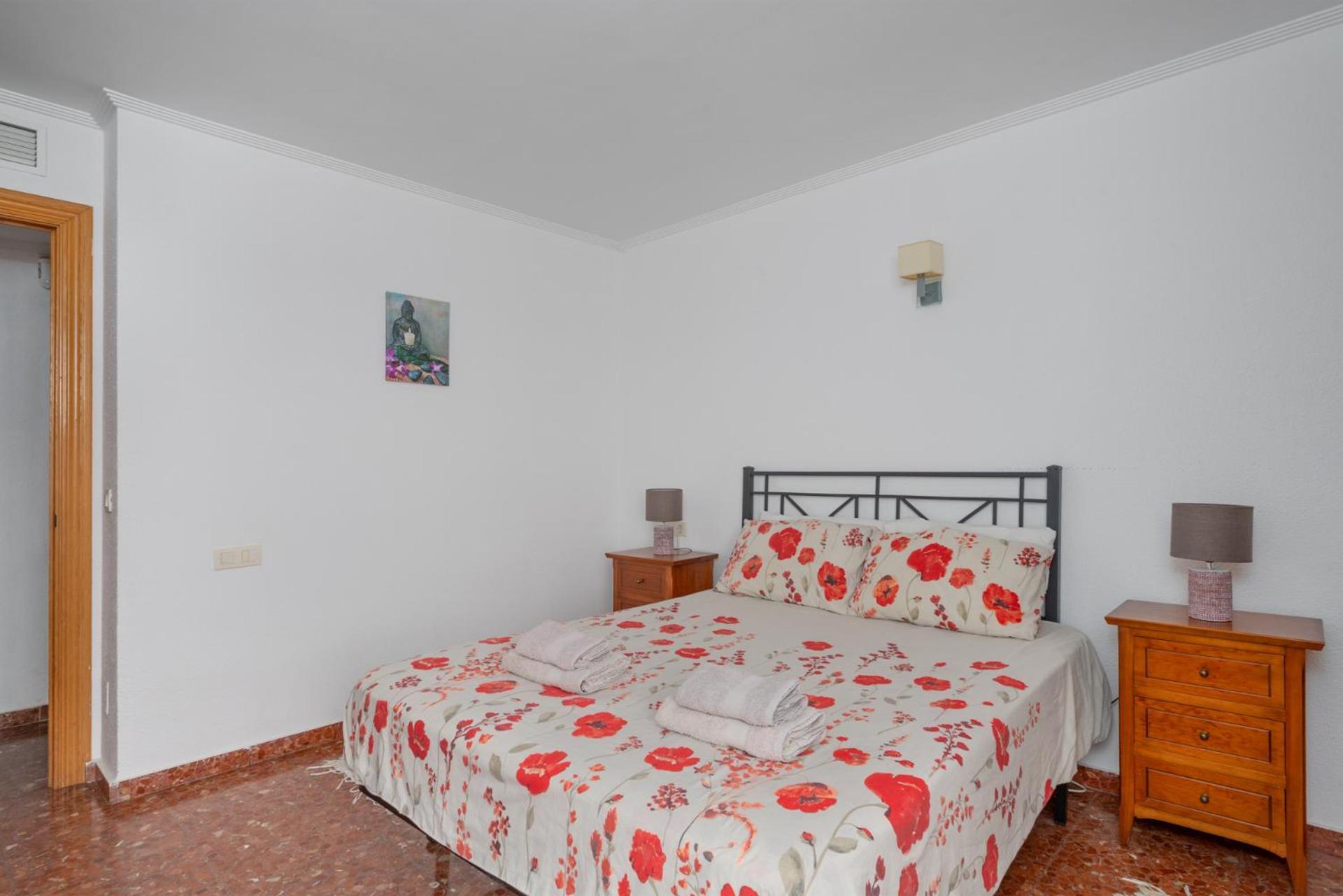 Apartamento Beachfront, Two Bed- & Bathrooms, Private Parking Fuengirola
