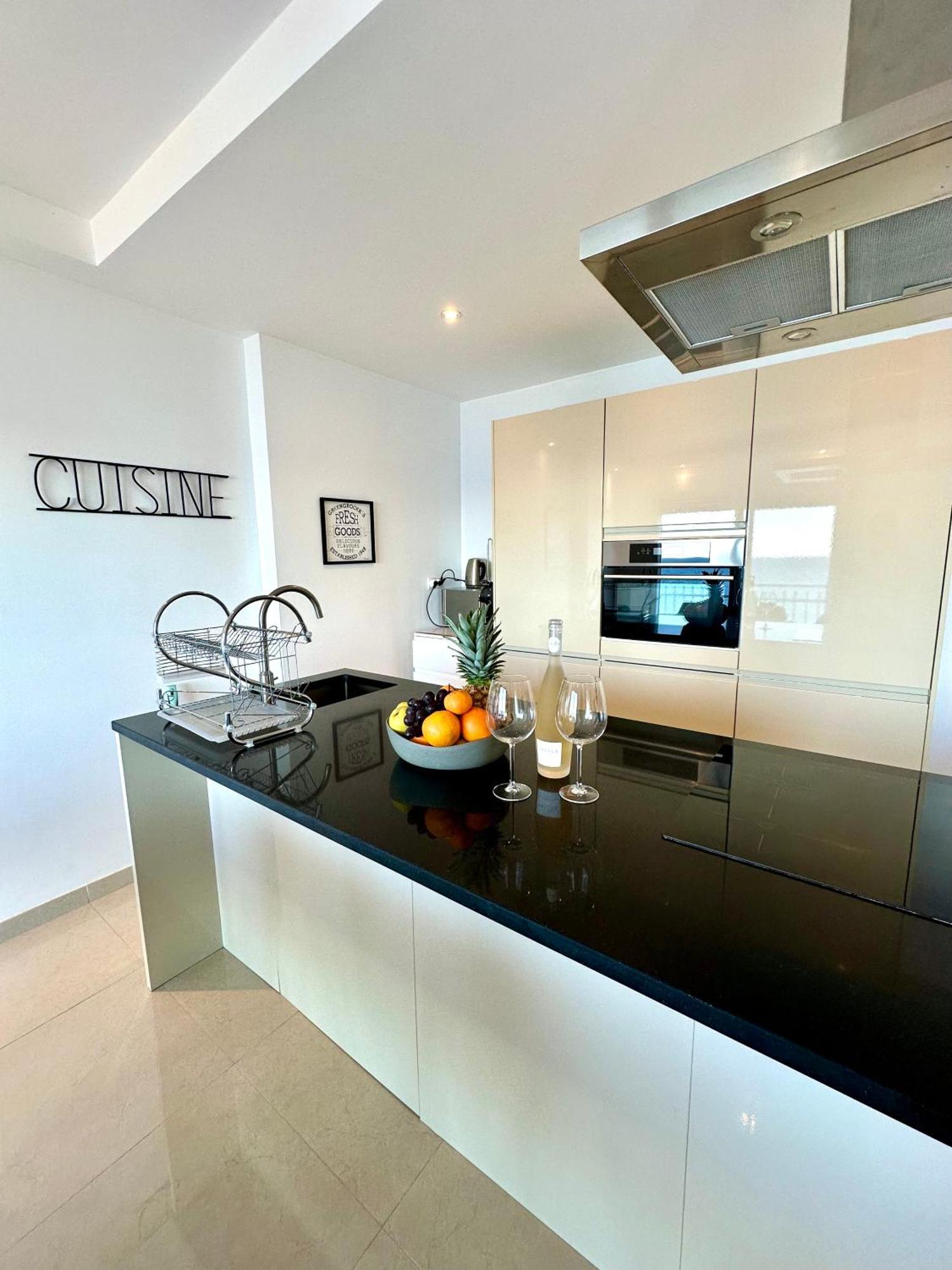Horizonte 1 Cosy With Incredible Sea View At First Line Of Apartamento Fuengirola