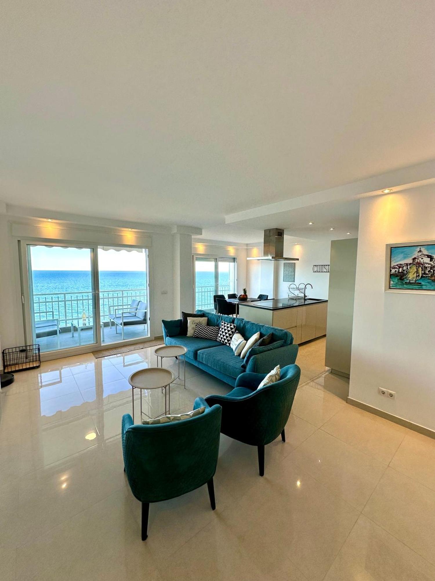 Horizonte 1 Cosy With Incredible Sea View At First Line Of
