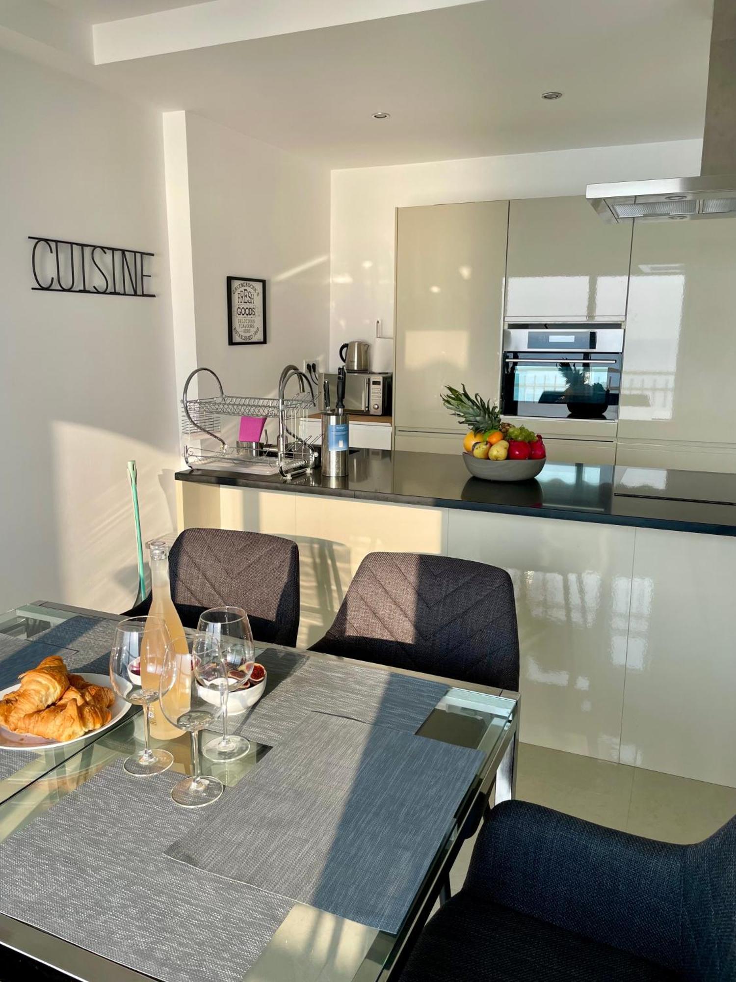 Horizonte 1 Cosy With Incredible Sea View At First Line Of