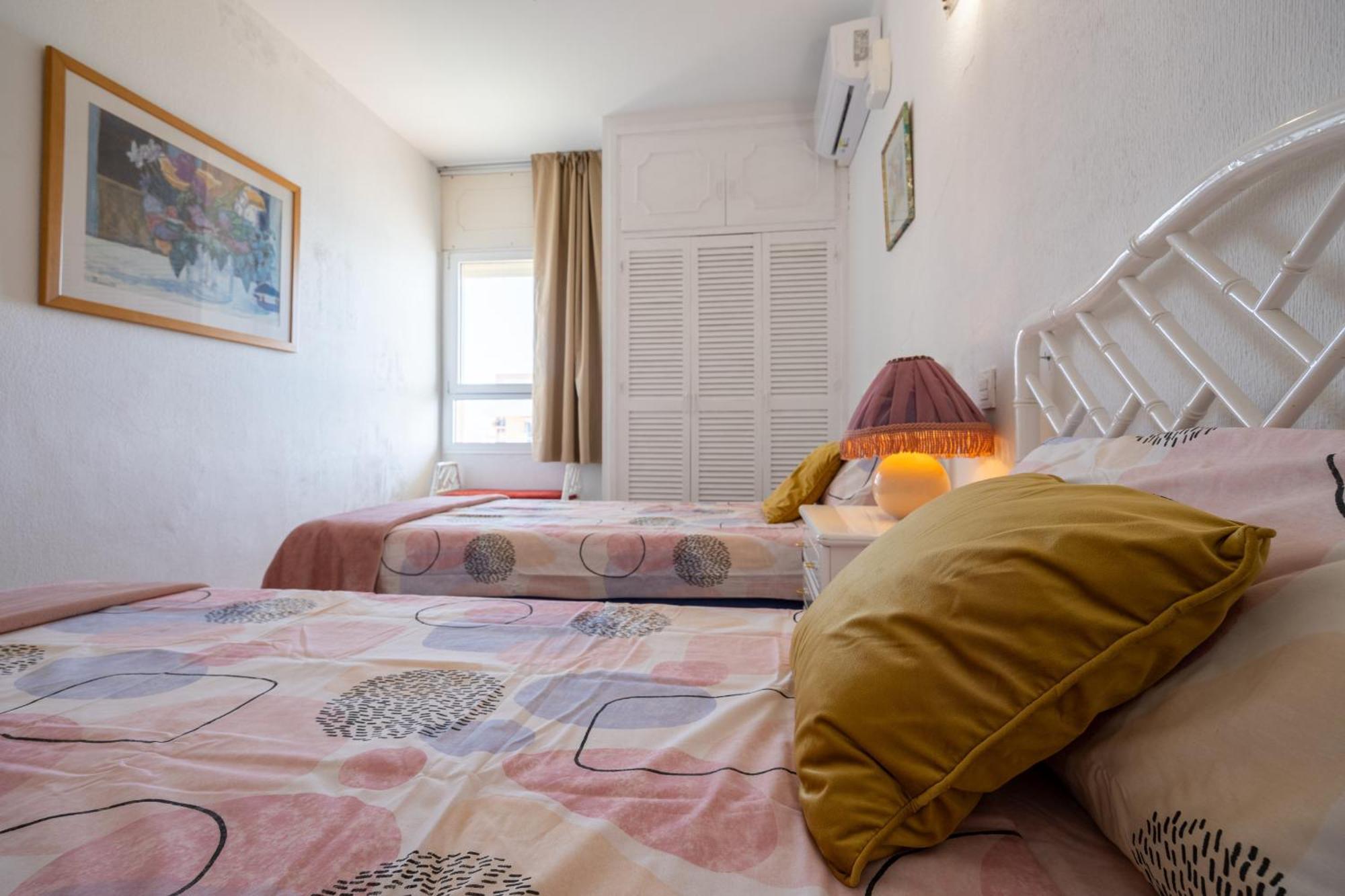 Fuengirola-playamar Apartment *