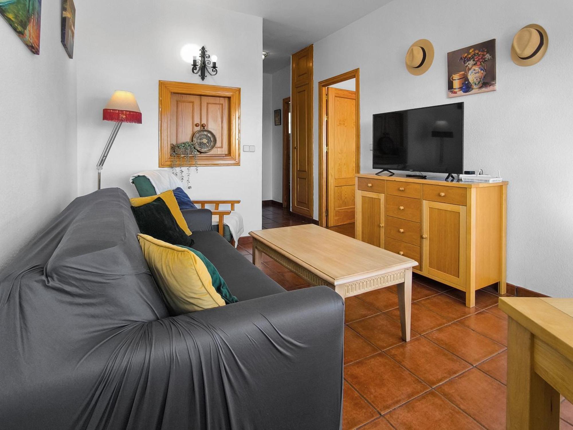 Vitvi -- Ronda3-planta 16-king Size Bed Apartment Fuengirola