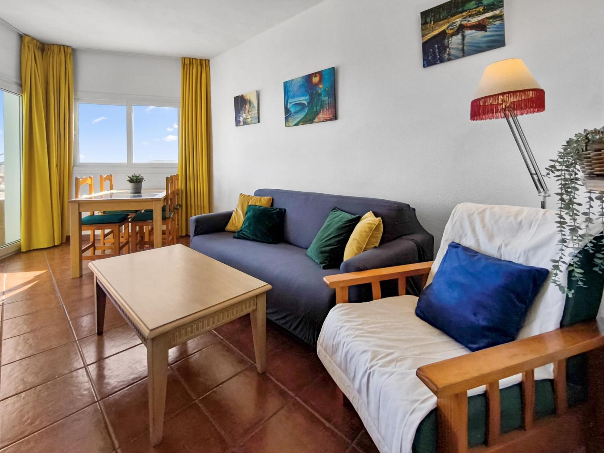 Vitvi -- Ronda3-planta 16-king Size Bed * Fuengirola