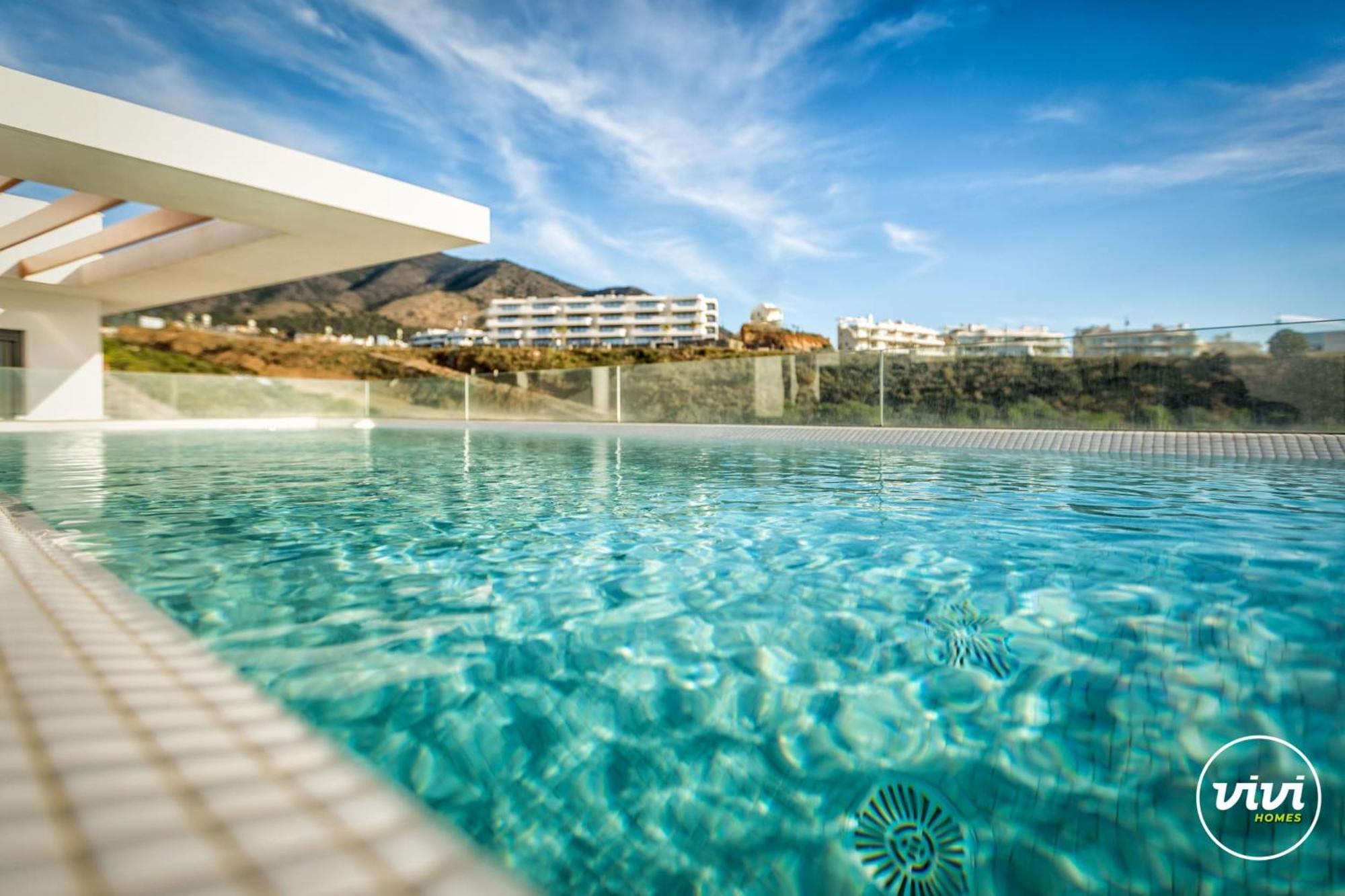 Apartment Vivi Homes - Diamond Pool, Gym, Terrace & Sea View *