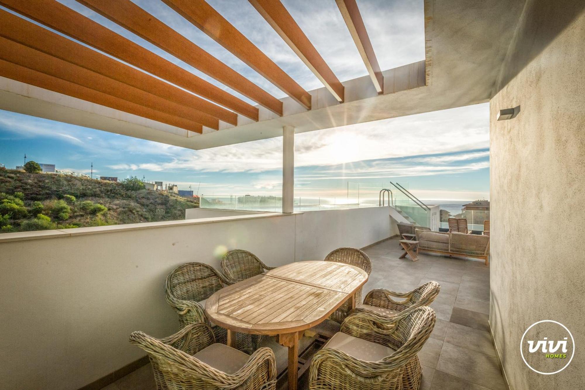 Apartment Vivi Homes - Diamond Pool, Gym, Terrace & Sea View *
