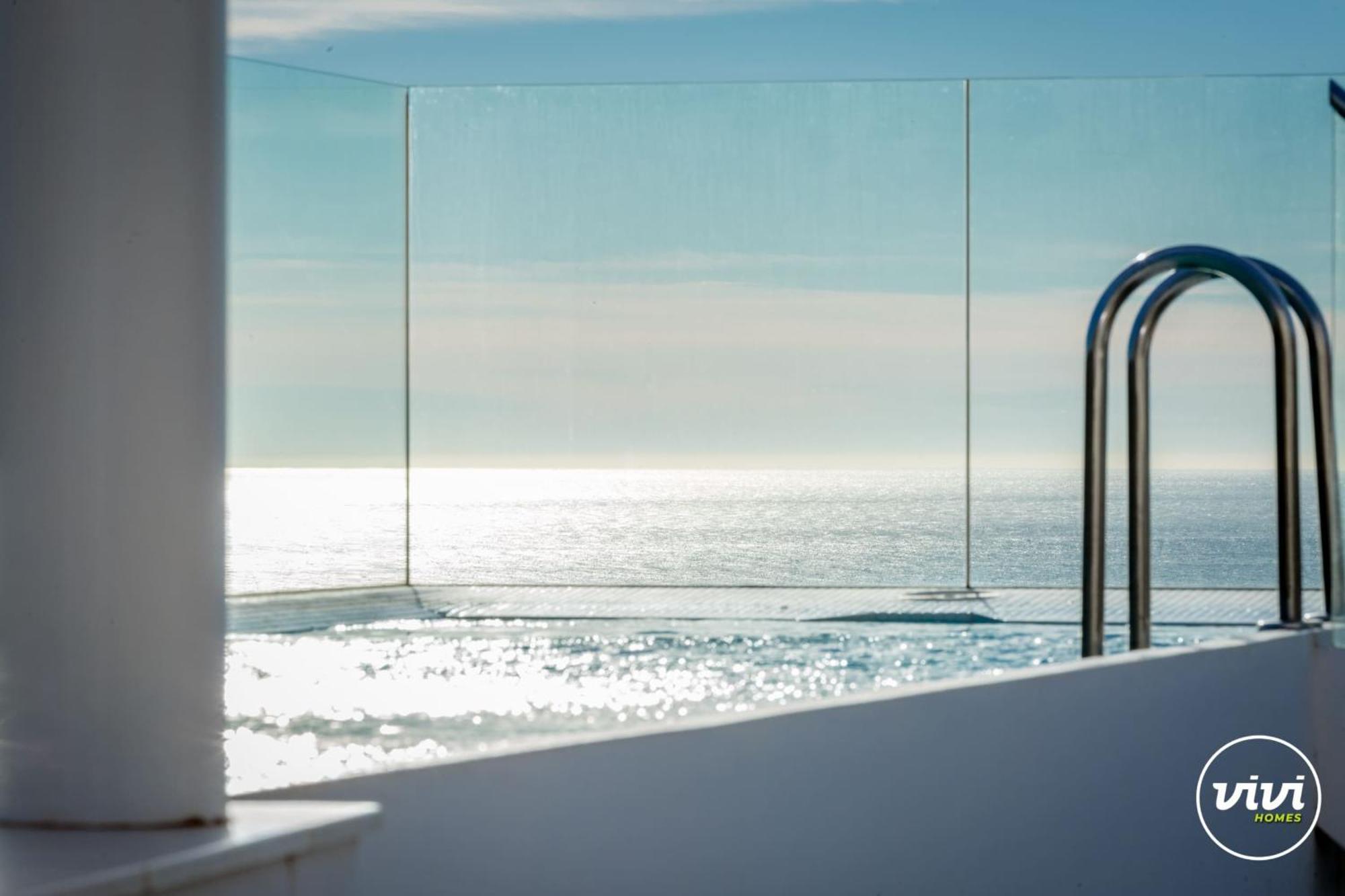 Vivi Homes - Diamond Pool, Gym, Terrace & Sea View Apartment Fuengirola
