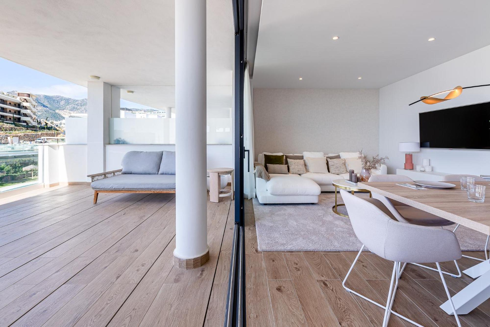 Luxury El Higueron West Apartment
