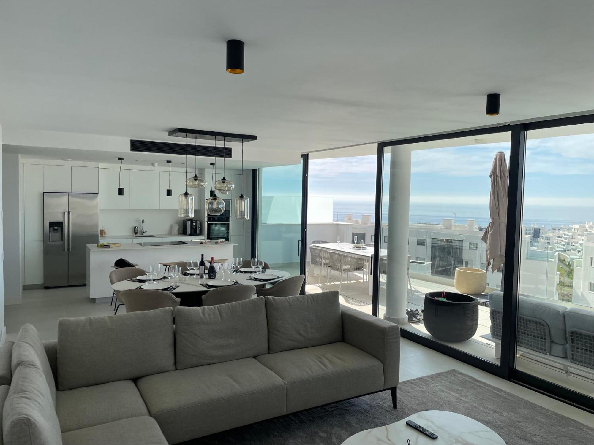 Higueron 5821 Luxe Met Zeezicht Apartment