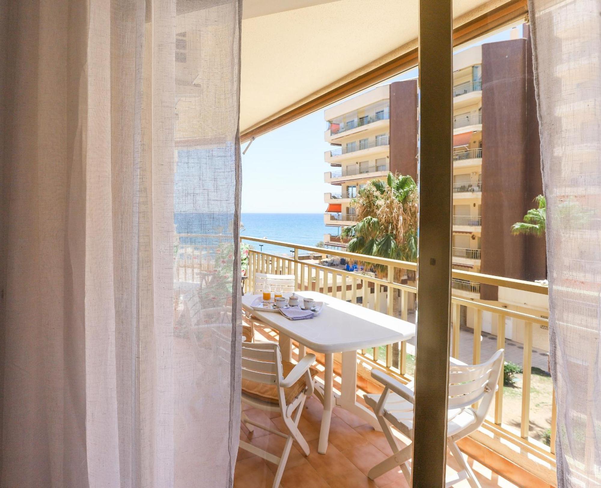 Beachfront - Dona Sofia * Fuengirola