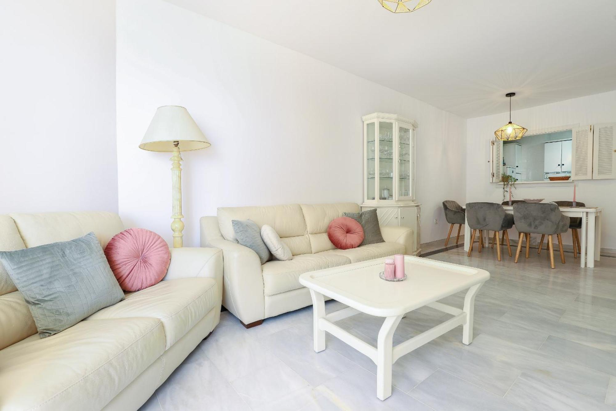 Beachfront - Dona Sofia Fuengirola