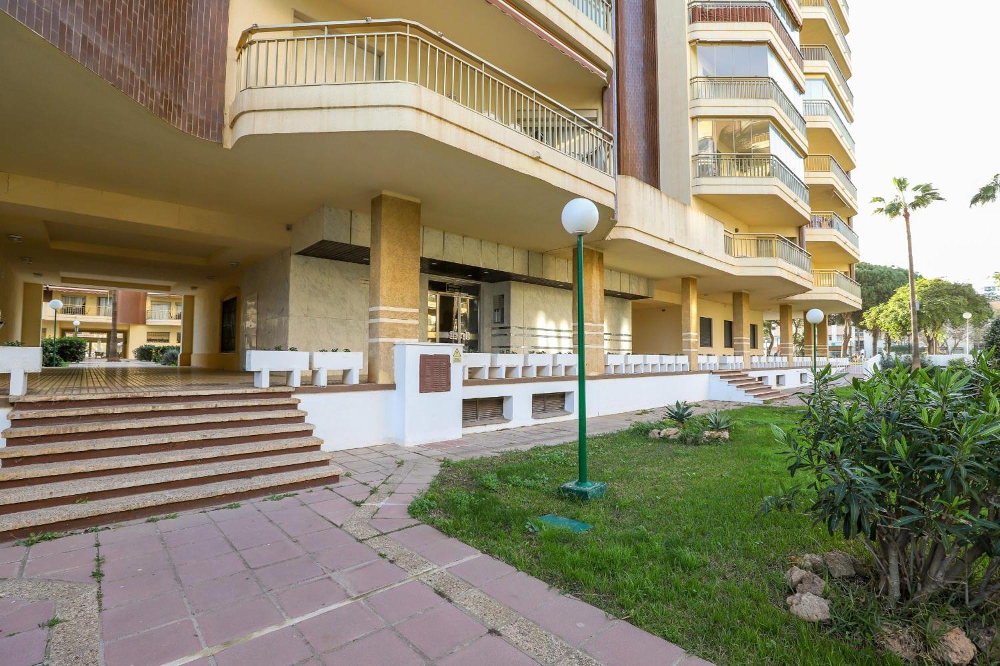 Beachfront - Dona Sofia Apartment Fuengirola