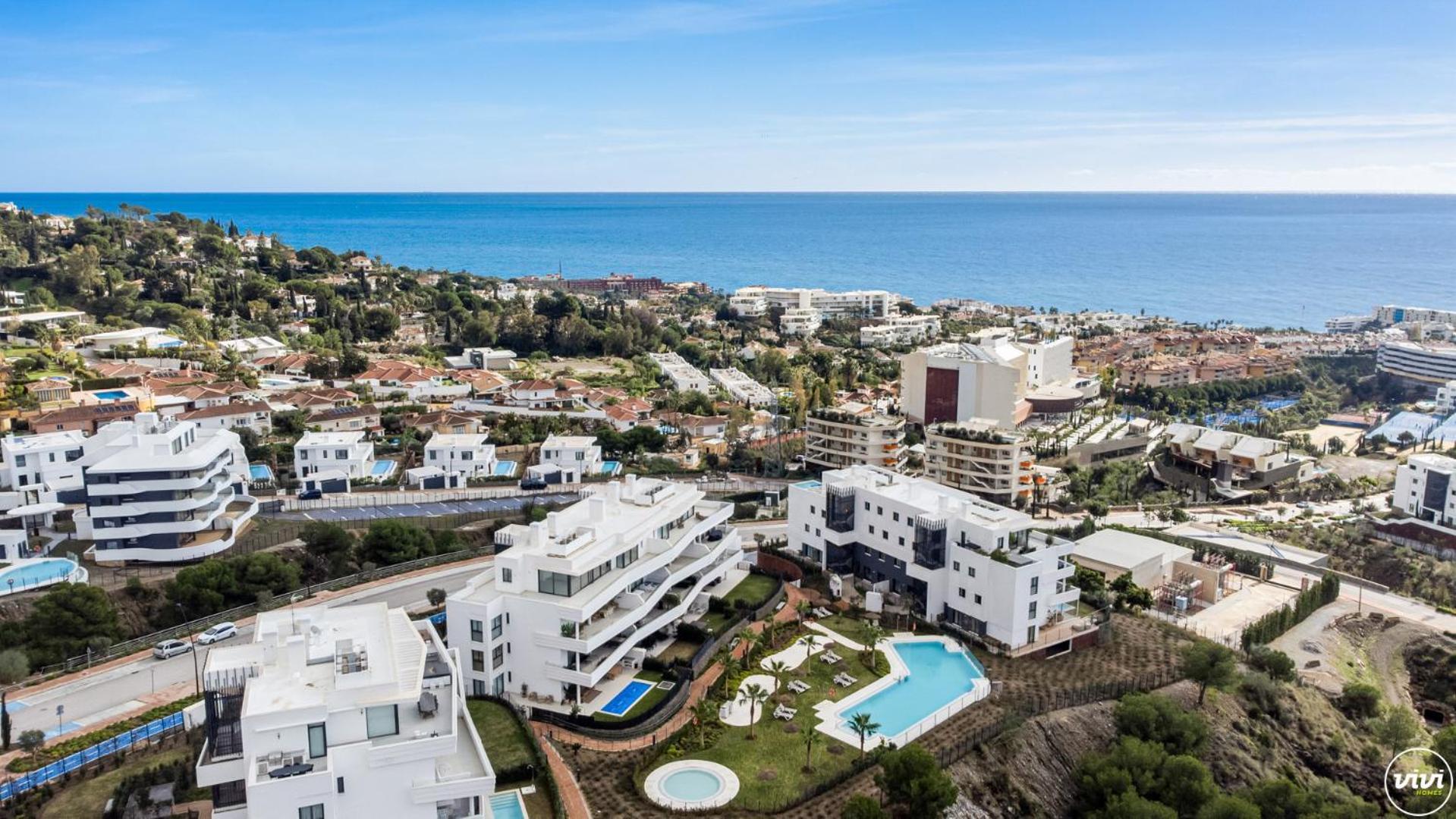 Vivi Homes - Sixsenses Pool, Golf, Patio & Sea View Fuengirola