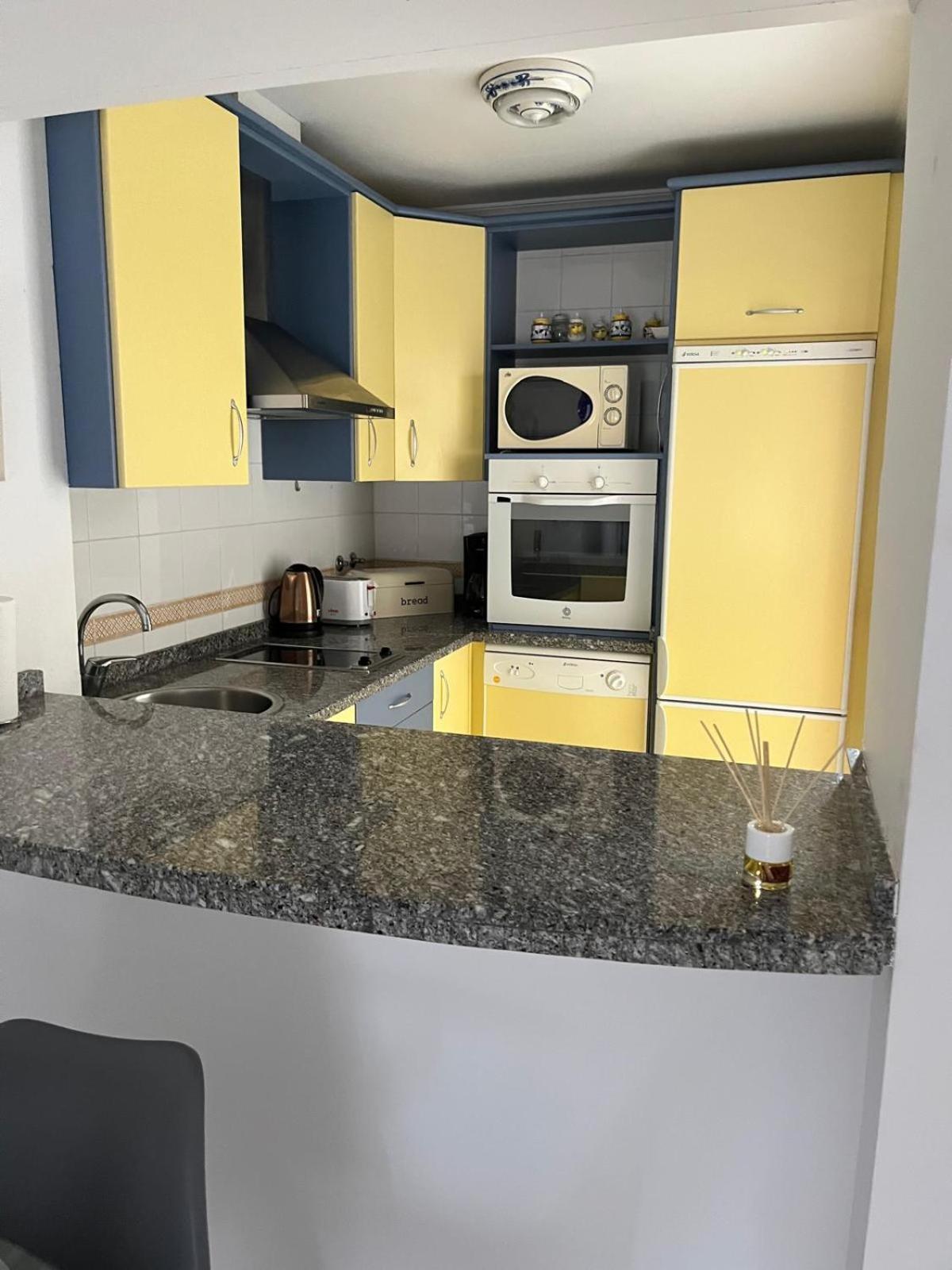 En Mijas Costa, Alta Loma Apartment *