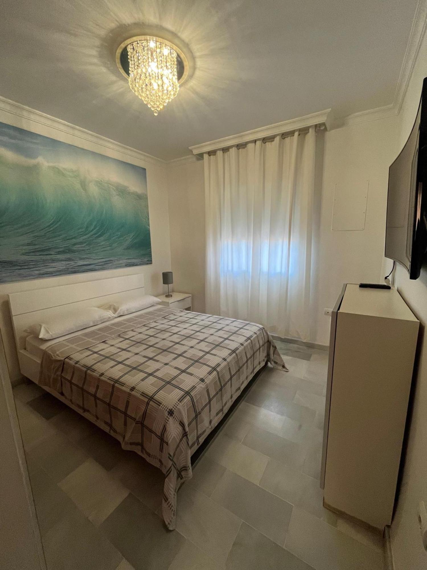 En Mijas Costa, Alta Loma Apartment Fuengirola